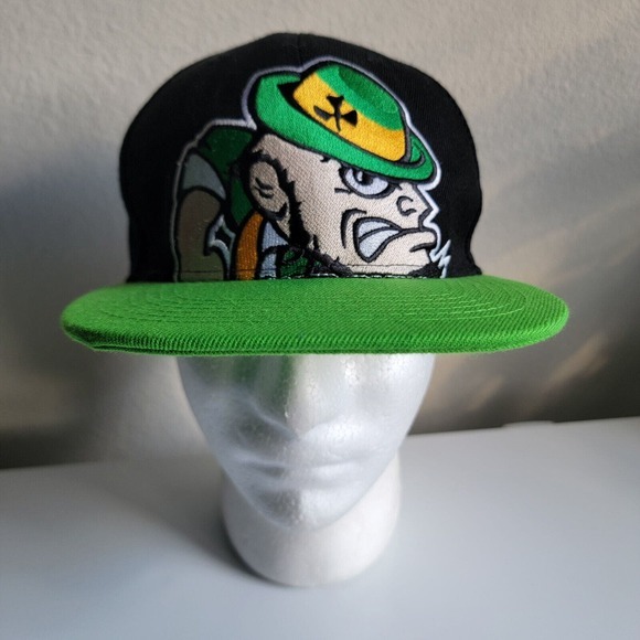 Notre Dame Fighting Irish Tesant Snapback Hat Leprechaun Big Logo Black/Green - Picture 1 of 8